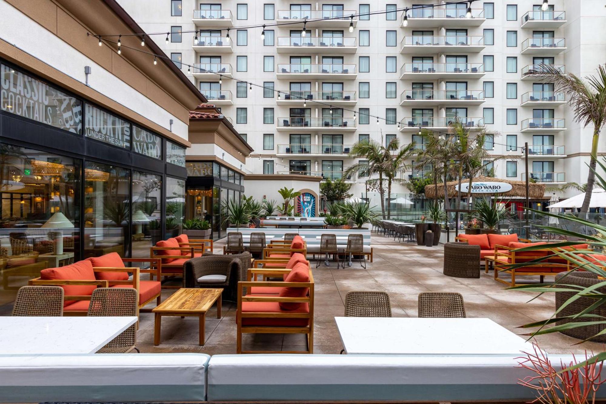 The Waterfront Beach Resort, A Hilton Hotel Huntington Beach Dış mekan fotoğraf